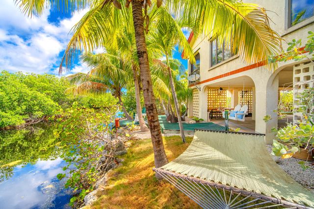 30319 Falcon Lane, Big Pine Key, FL 33043