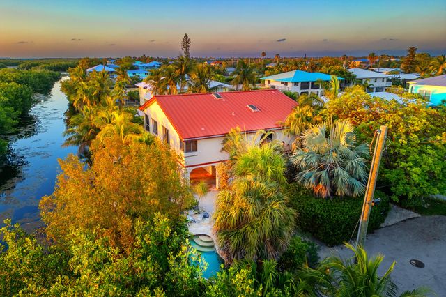 30319 Falcon Lane, Big Pine Key, FL 33043