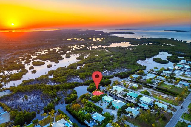 30319 Falcon Lane, Big Pine Key, FL 33043