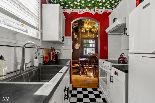 814 E 48th Street, Indianapolis, IN 46205