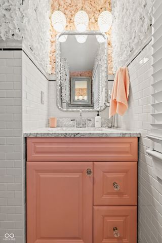 814 E 48th Street, Indianapolis, IN 46205