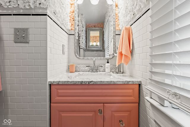 814 E 48th Street, Indianapolis, IN 46205