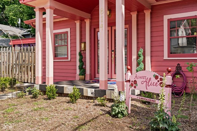 814 E 48th Street, Indianapolis, IN 46205