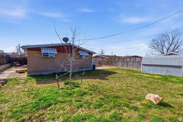 151 W 700 N, Clearfield, UT 84015