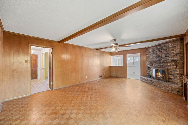 6925 Galemeadow Circle, Dallas, TX 75214