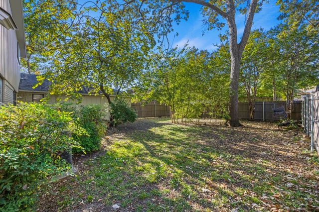 6925 Galemeadow Circle, Dallas, TX 75214