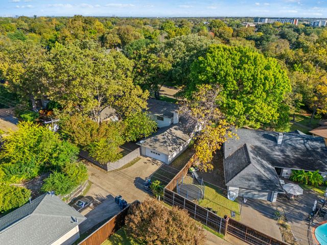 6925 Galemeadow Circle, Dallas, TX 75214