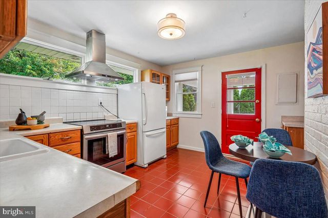 905 ROBIN RD, Silver Spring, MD 20901