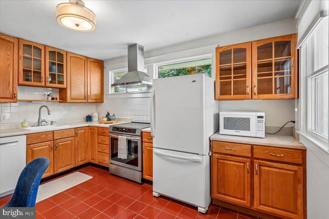905 ROBIN RD, Silver Spring, MD 20901