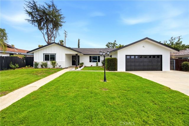 41141 Academy, Hemet, CA 92544