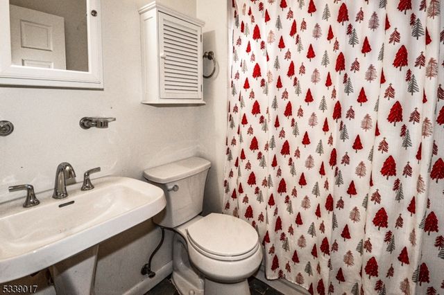 53 Rutgers Ave, Woodbridge Twp., NJ 07067