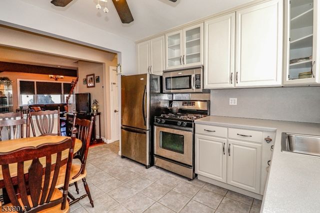 53 Rutgers Ave, Woodbridge Twp., NJ 07067