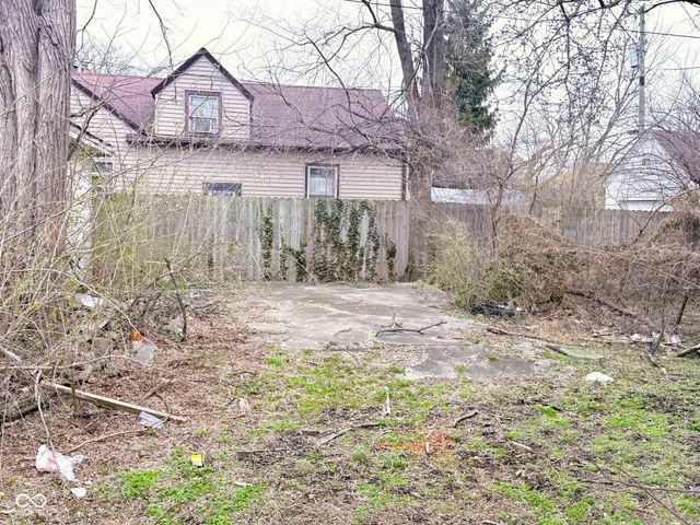 4432 E 10th Street, Indianapolis, IN 46201