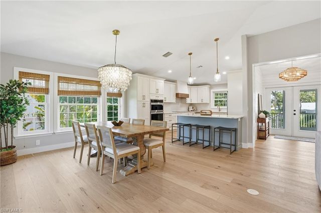 1538 Wilton LN, Sanibel, FL 33957
