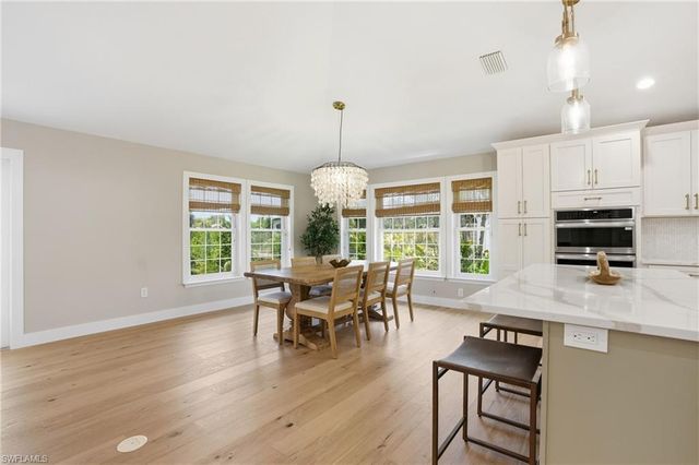 1538 Wilton LN, Sanibel, FL 33957