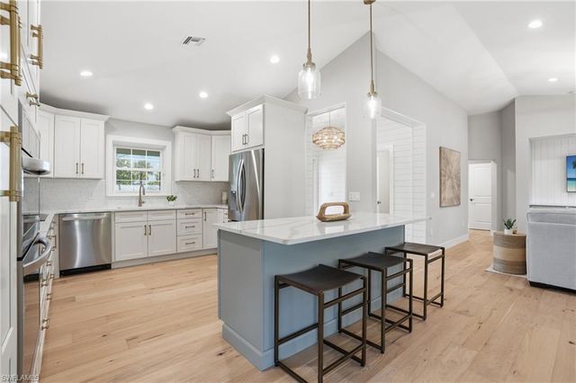 1538 Wilton LN, Sanibel, FL 33957