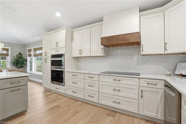 1538 Wilton LN, Sanibel, FL 33957