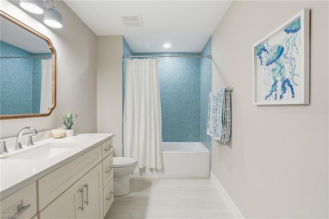 1538 Wilton LN, Sanibel, FL 33957