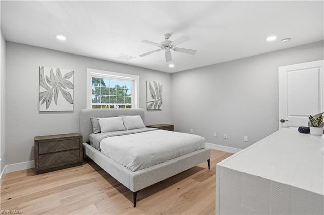 1538 Wilton LN, Sanibel, FL 33957