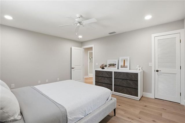 1538 Wilton LN, Sanibel, FL 33957