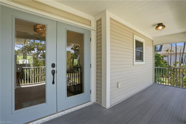 1538 Wilton LN, Sanibel, FL 33957