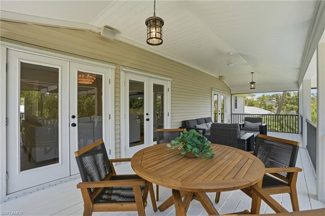 1538 Wilton LN, Sanibel, FL 33957