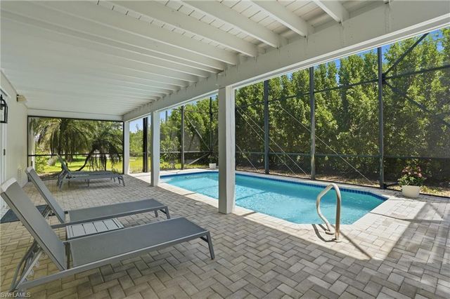 1538 Wilton LN, Sanibel, FL 33957