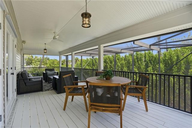 1538 Wilton LN, Sanibel, FL 33957
