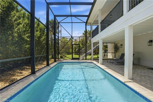 1538 Wilton LN, Sanibel, FL 33957
