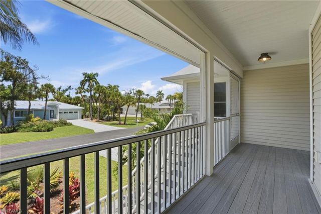 1538 Wilton LN, Sanibel, FL 33957