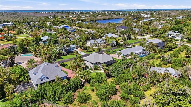 1538 Wilton LN, Sanibel, FL 33957