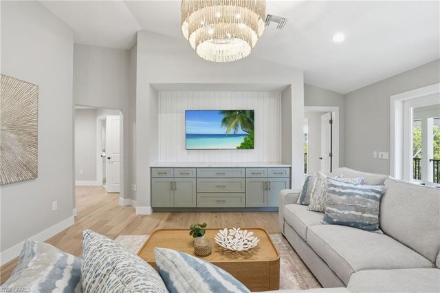 1538 Wilton LN, Sanibel, FL 33957