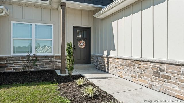 904 Rockabilly Court, Memphis, IN 47143