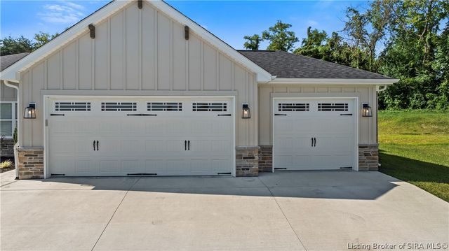 904 Rockabilly Court, Memphis, IN 47143