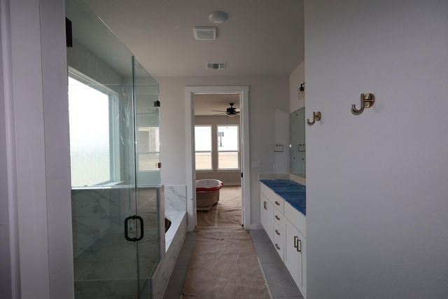 13100 Cerulean Spring DR, Buda, TX 78610