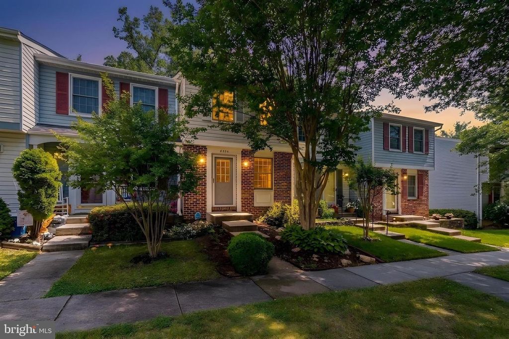 8534 BLUE ROCK LN, Lorton, VA 22079