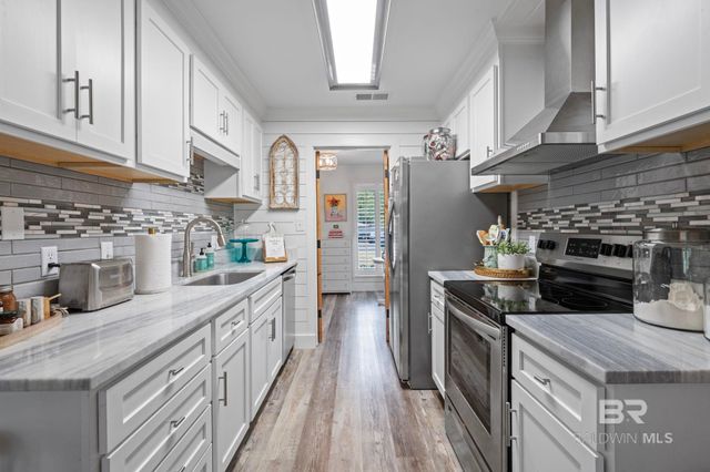 518 Dyson Street, Fairhope, AL 36532