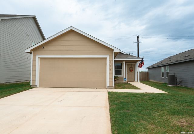 13235 E Faxon, San Antonio, TX 78221