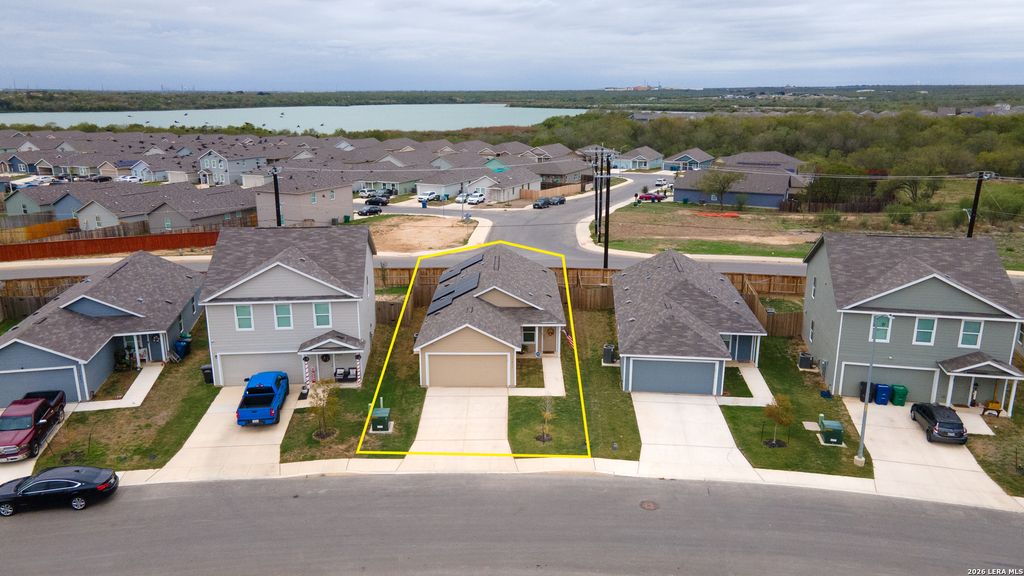 13235 E Faxon, San Antonio, TX 78221