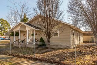 1002 E Main Street, Westfrank, IL 62896