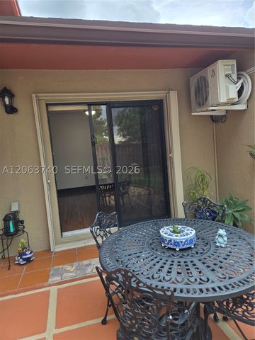 19632 SW 123rd Ave 2, Miami, FL 33177