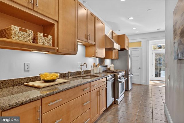 1426 DECATUR ST NW, Washington, DC 20011