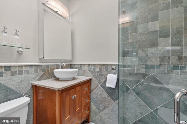 1426 DECATUR ST NW, Washington, DC 20011