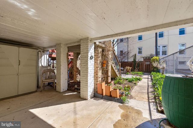 1426 DECATUR ST NW, Washington, DC 20011