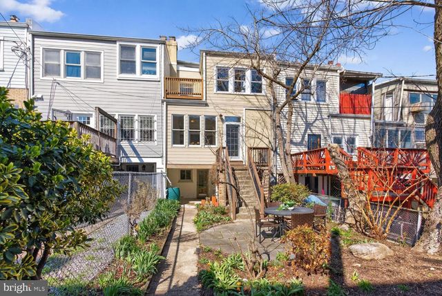 1426 DECATUR ST NW, Washington, DC 20011