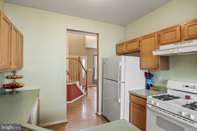 33 COLTS GAIT RD, Marlton, NJ 08053