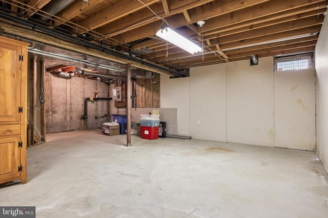 33 COLTS GAIT RD, Marlton, NJ 08053