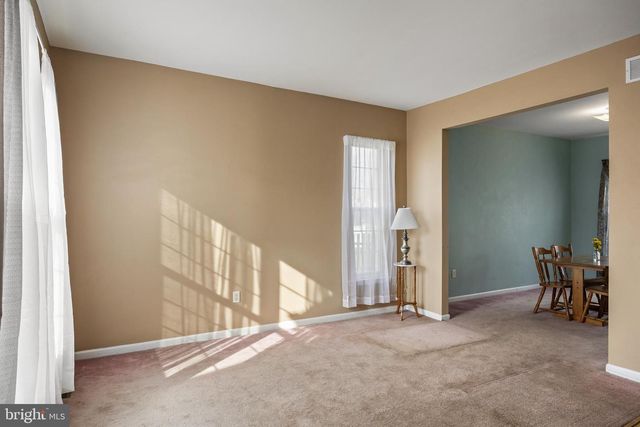 33 COLTS GAIT RD, Marlton, NJ 08053