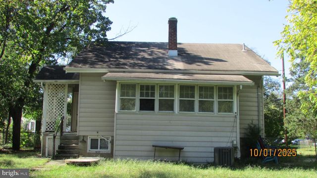 8803 48TH AVE, College Park, MD 20740