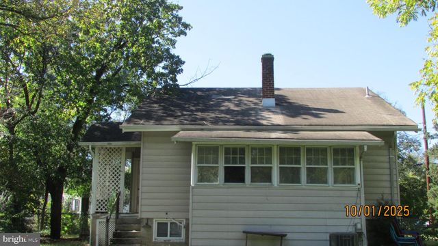 8803 48TH AVE, College Park, MD 20740